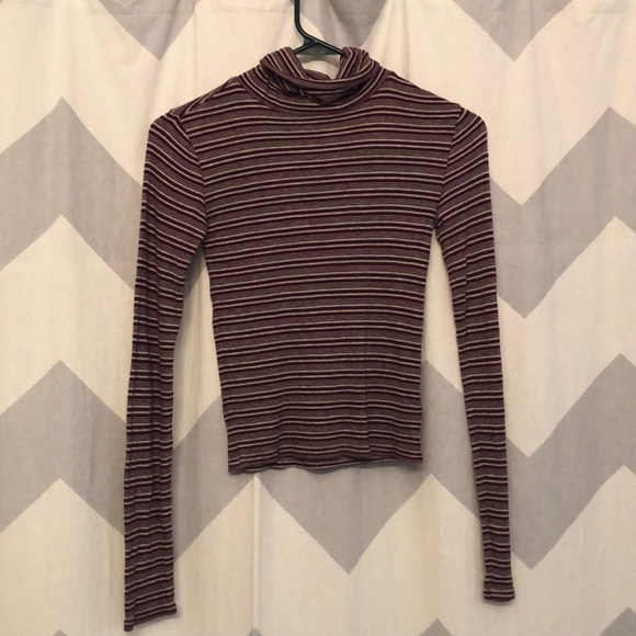 Aeropostale Tops - Maroon and grey long sleeve turtle neck
